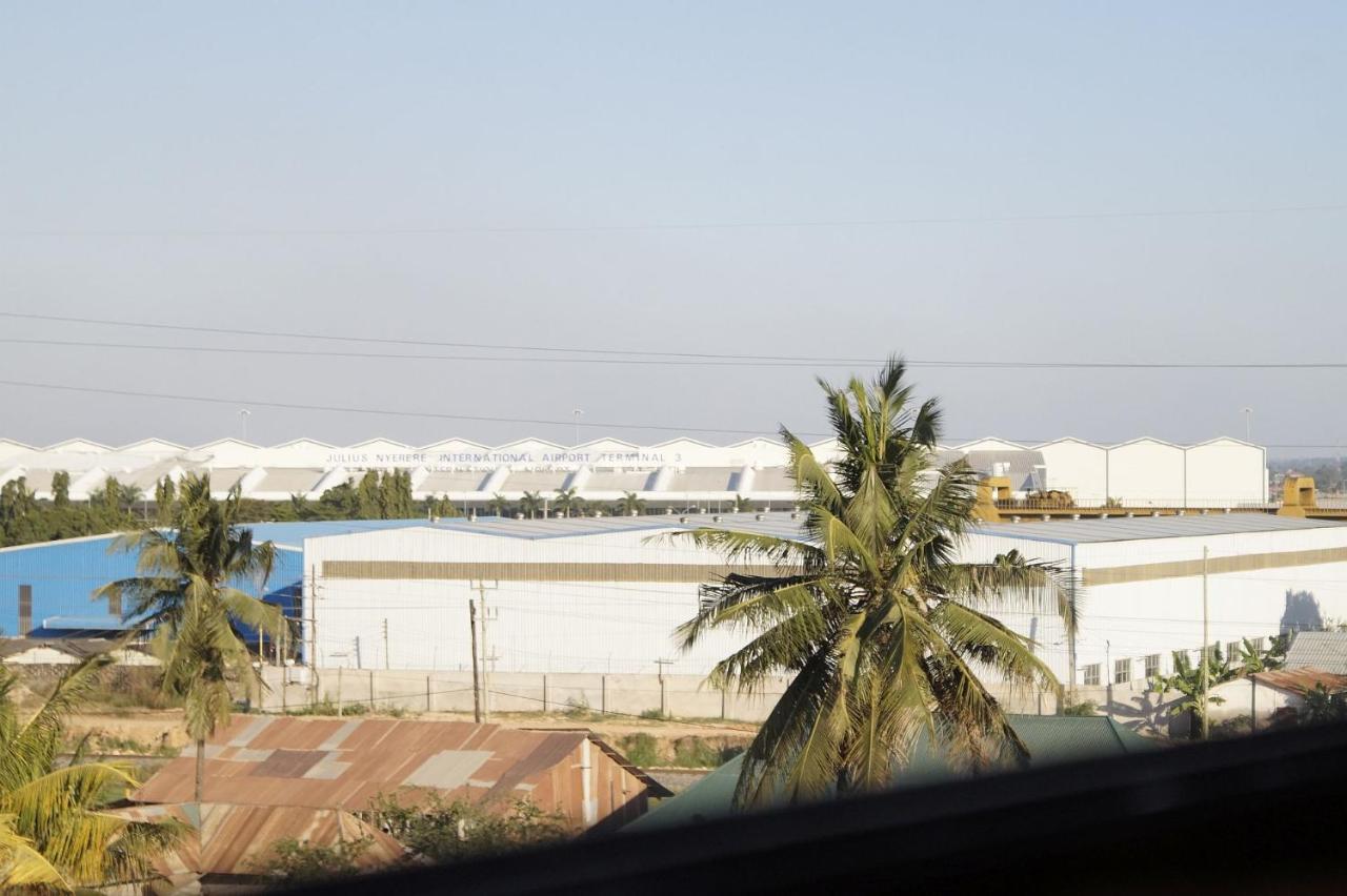 Hotreef Airport Hotel Dar es Salaam Eksteriør billede